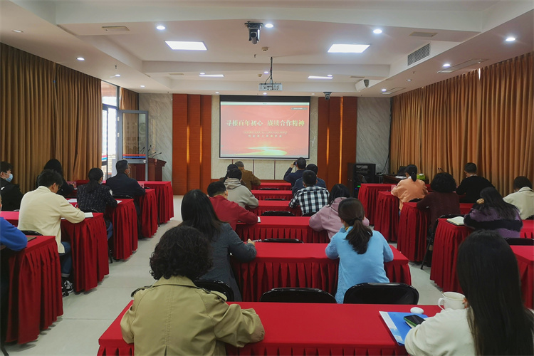 集團公司黨委開展“葆百年合作初心、喜迎黨的二十大”10月主題黨日活動 (1)(1).jpg